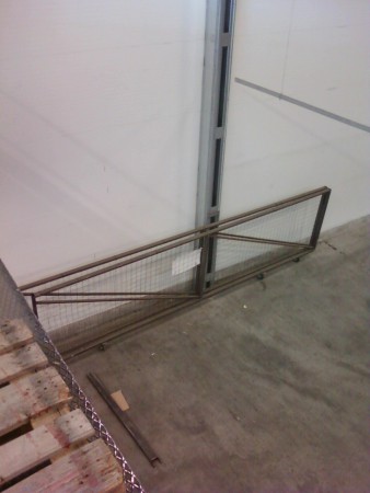 Avgränsningsgrind på Hjul sedd från Entresol