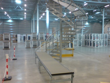 Egen Uppfinning= Trapp med integrerad "paket-Line" åt TRETTI.se